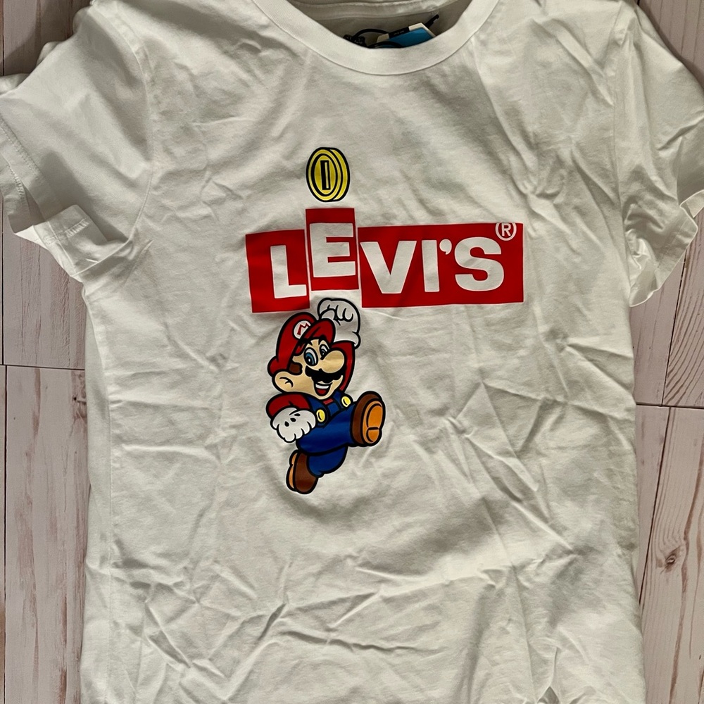Levi’s Super Mario T Shirt